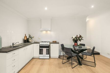 30 Curran Street, North Melbourne VIC 3051 - Photo 3