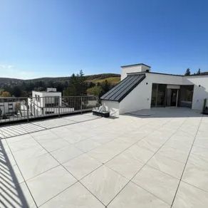 TRAUMHAFTE MIETOPTION ÜBER DEN WEINBERGEN | Erstbezug | 4 Zimmer | 2 Terrassen | Absolute Ruhelage | Aufzug bis in die Wohnung - Photo 3