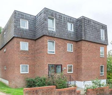 Leigh Court, High View Road, London, SE19 - Photo 4