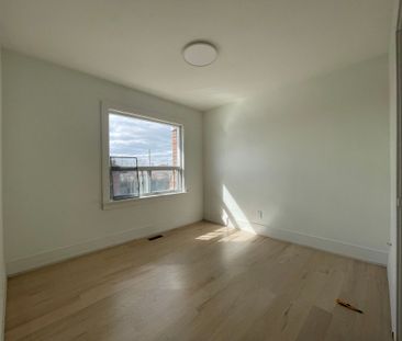 For Lease - 12 Erie Street Unit# Main, Toronto, Ontario - Photo 2