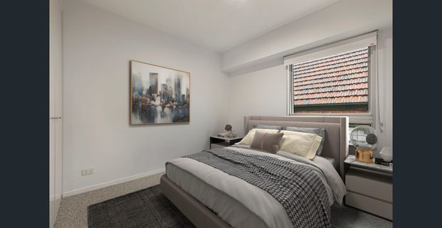 North Facing 2 Bedroom Apartment in Prime Location - Photo 1