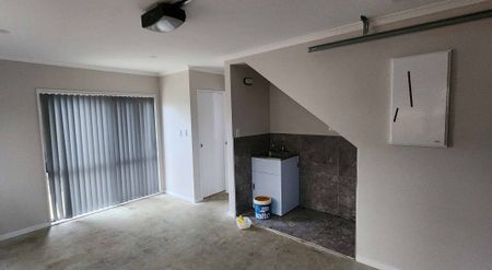 4 Beds 2.5 Baths - Photo 3