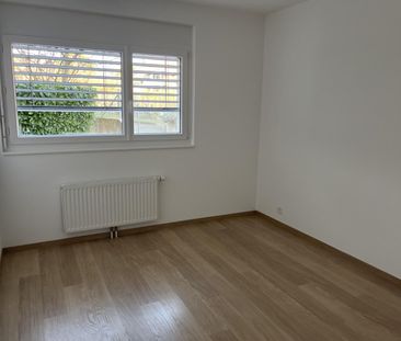 Bel appartement de 3 pièces au rez-de-chaussée avec terrasse et jardin - Photo 5