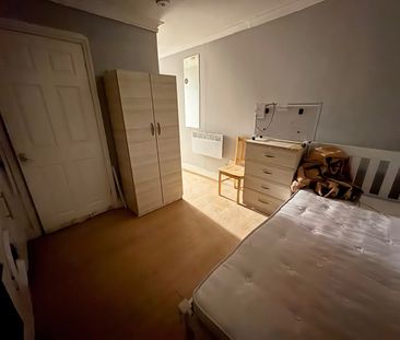 Studio Flat, Myddleton Road, N22 - Photo 1