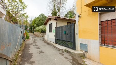 rome, Lazio 00159 - Photo 2