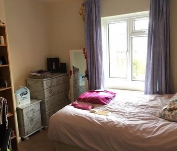 Manton Road, Brighton - Photo 3