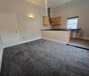 1 bedroom flat to rent - Photo 6