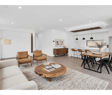 Beautiful Family Home with Modern Comforts - Photo 2