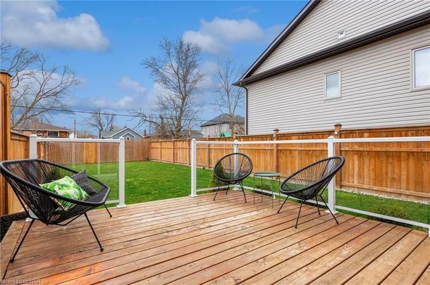 For Lease - 24A GREENWOOD Avenue, St. Catharines, Ontario - Photo 1