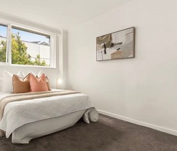 Elwood - Photo 6