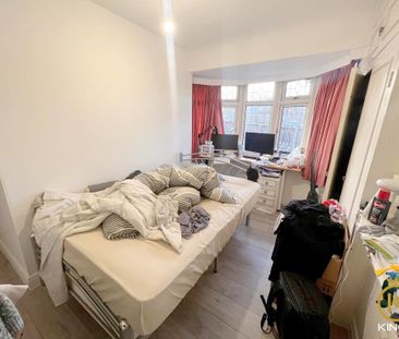 5 bedroom semi-detached house to rent - Photo 5