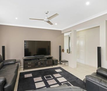 13 Backhousia Crescent, - Photo 4