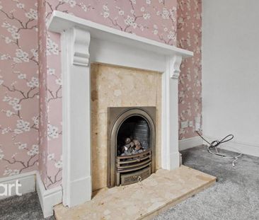 2 bedroom terraced house to rent - Photo 2