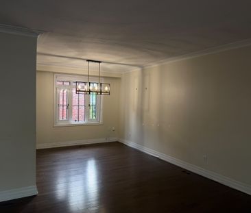 For Lease - 19 Bolger Place, Toronto, Ontario - Photo 4