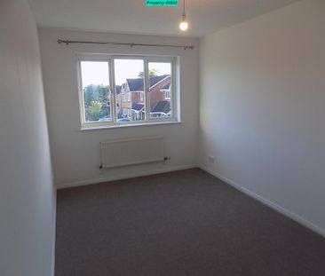 3 bedroom semi-detached house to rent - Photo 6