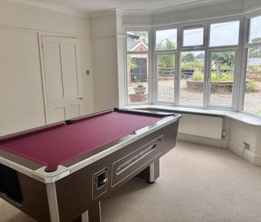 4 bedroom semi-detached house to rent - Photo 3