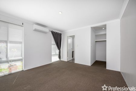 33 Rubens Circuit, Baldivis WA 6171 - Photo 2