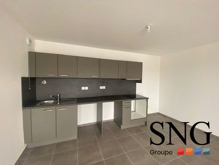 T2 AVEC LOGGIA + PARKING - Photo 2