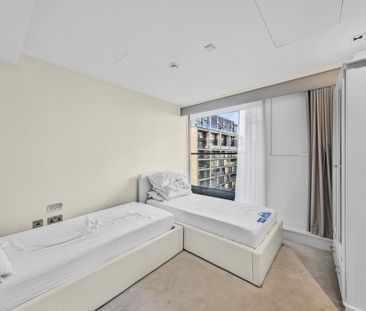 3 bedroom flat to rent - Photo 6