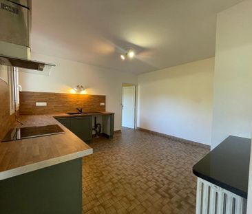 Location Maison 5 pièces 124m² CASTRES 81100 - Photo 4