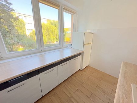 Do wynajęcia 2 pokojowe mieszkanie, przy ul. Serbinowskiej 1 w Kaliszu - Photo 2