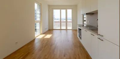 TOLLE ERSTBEZUG WOHNUNG AB SOFORT zu MIETEN an der U2 - oberes Hausfeld! (Top 33) - Photo 2