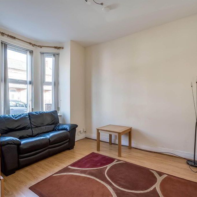 56 Surrey Street, Belfast, BT9 7FS - Photo 1