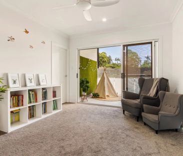 Massive 'End Position' 4-bedroom Townhouse in Everton Park - Photo 5