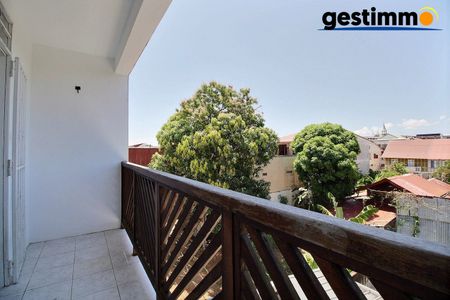 Location Appartement 2 pièces 52m² CAYENNE 97300 - Photo 5