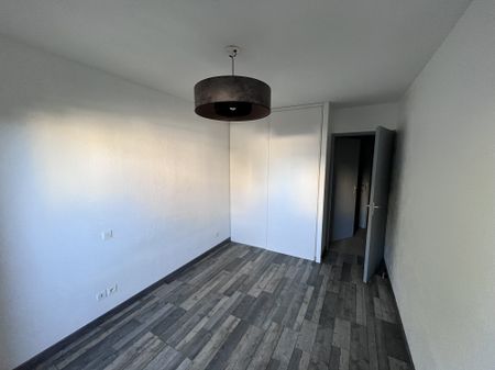 Location Appartement 2 pièces 36m² PERIGUEUX 24000 - Photo 2