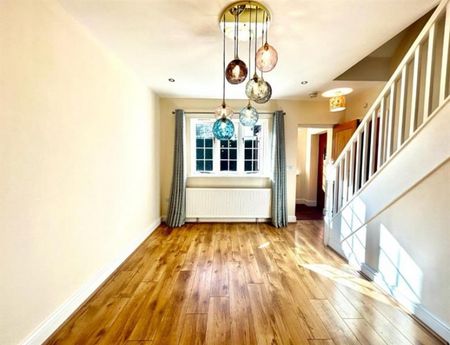 3 Bedroom Semi Detached To Let - Photo 5