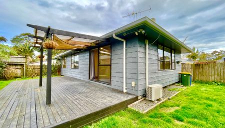 Spacious 3 bedrooms with 1 Bathroom, pet friendly - Photo 5