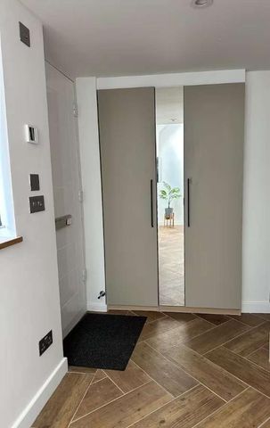 Morden Road, Mitcham, CR4 - Photo 3