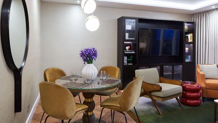 Gloucester Park – a superior two bedroom apartment to rent. Utilities and services are included in the rent. - Photo 2