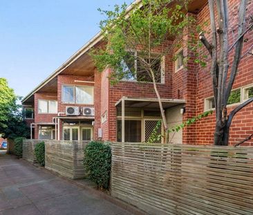 6/21 Redan Street, St Kilda VIC 3182 - Townhouse For Rent | Domain - Photo 2