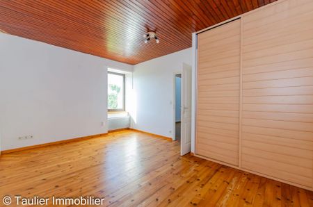 Location Maison 4 pièces 102m² ST HILAIRE DU ROSIER 38840 - Photo 2
