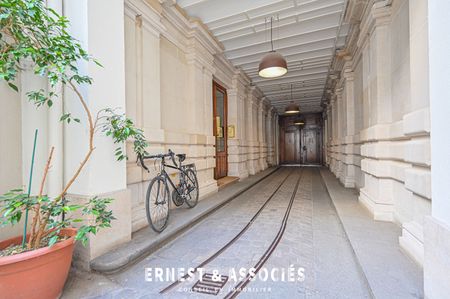 RUE DES PETITS HÔTELS - PARIS 10e - Photo 2