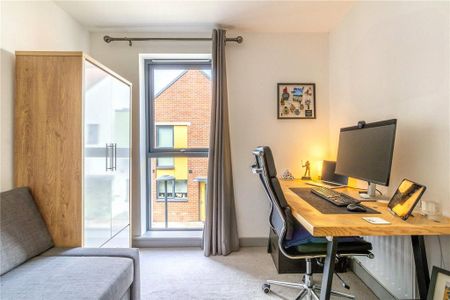 3 bedroom terraced house to rent - Photo 3