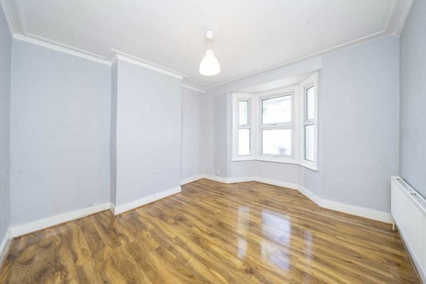 Garratt Lane, Tooting, SW17 - Photo 1