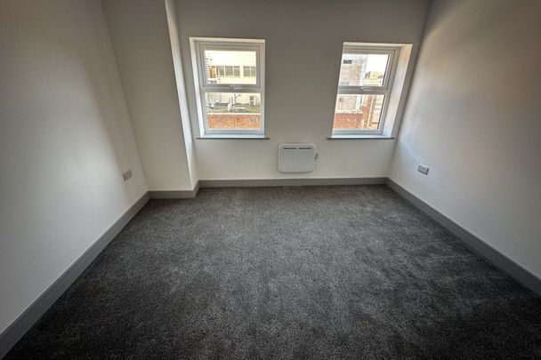 Portland Place, DONCASTER - Photo 1