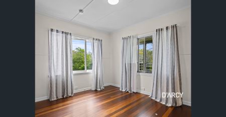 Fabulously Fresh in a Leafy Setting - Photo 4