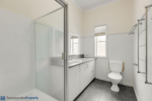 PUT THIS ON YOUR 'MUST SEE' LIST! - Photo 1