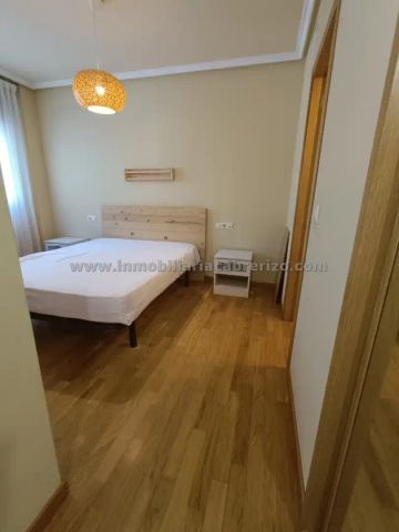 Apartamento de alquiler en Calle Poeta Prudencio, Cascajos - Piqueras - Photo 2