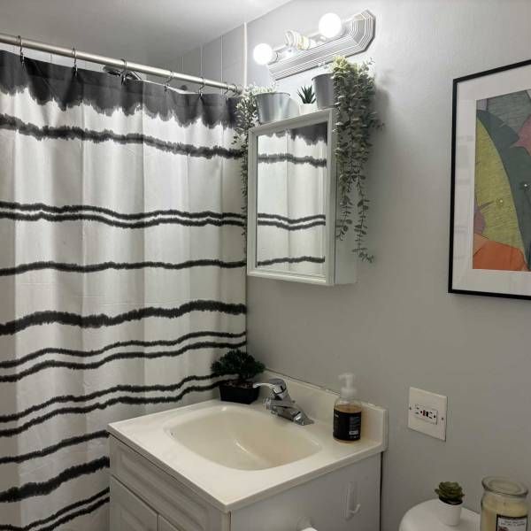 Embassy ~ Charming 1 Bedroom Condo with Balcony in Halifax! - Photo 1