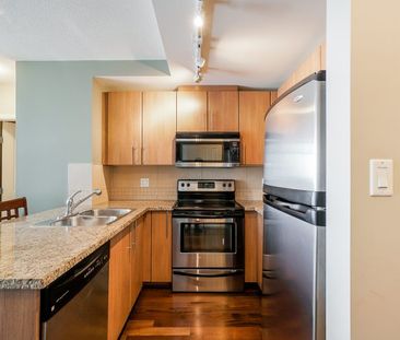 $2,400 / 2br – 817ft2 – 2-bedroom 2-bathroom unit with over 800 SQ ... - Photo 3