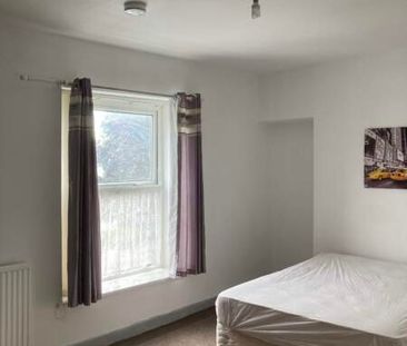 Large Double Room @ Five Bedroom Female Only share Phillips Parade,... - Photo 5