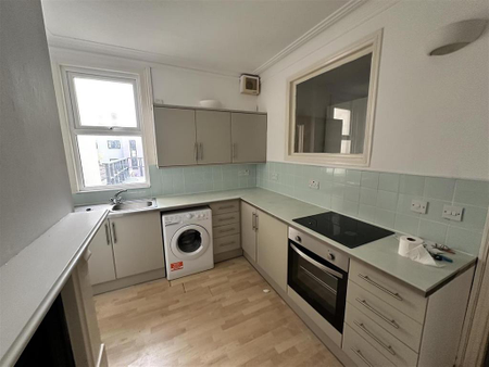 1 bedroom flat to rent - Photo 3