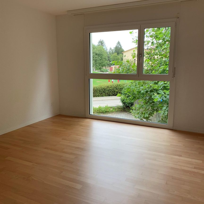 "Charmante Wohnung in kinderfreundlichem Quartier" - Photo 1