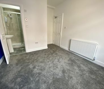 Dunstan Street, Bolton - Photo 5