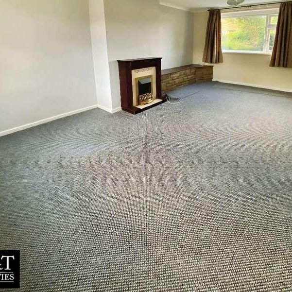 Queensway, Stourbridge, DY9 - Photo 1